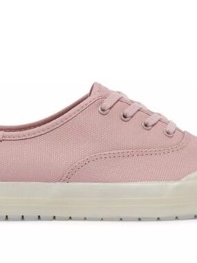 Canvas Women's Lace-Up Sneaker in Dusty Pink